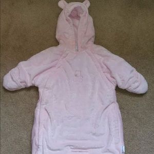NWOT 0-9 Month Mon Bébé Pink Outerwear 👶 💕